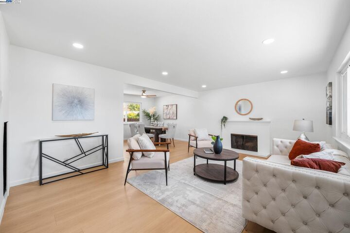 Property Photo:  48346 Cottonwood St  CA 94539