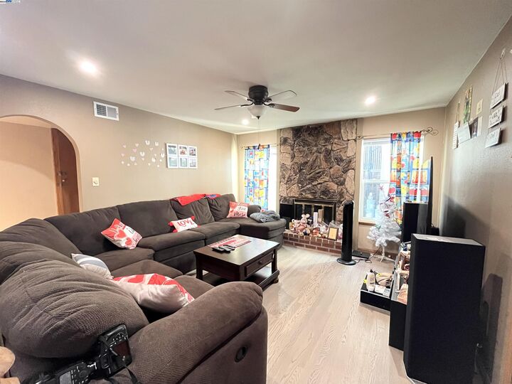Property Photo: 36383 Colbert St CA 94560