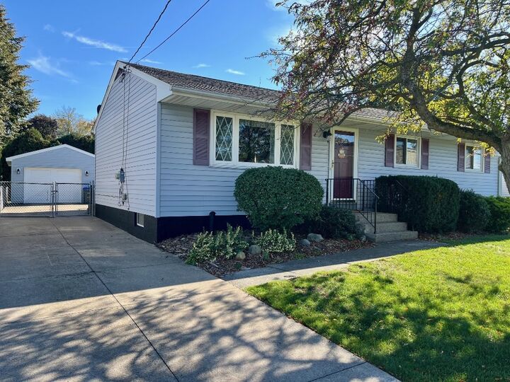 3233 W 22nd Street  Erie PA 16506 photo