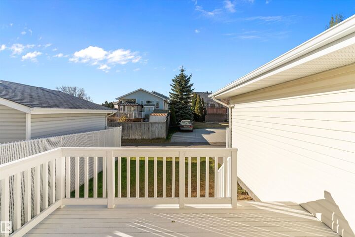 15028 128 Street NW  Edmonton AB T6V 1E9 photo