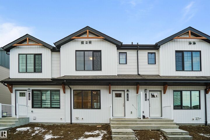 Property Photo:  431 Aster Drive NW  AB T6T 2N8