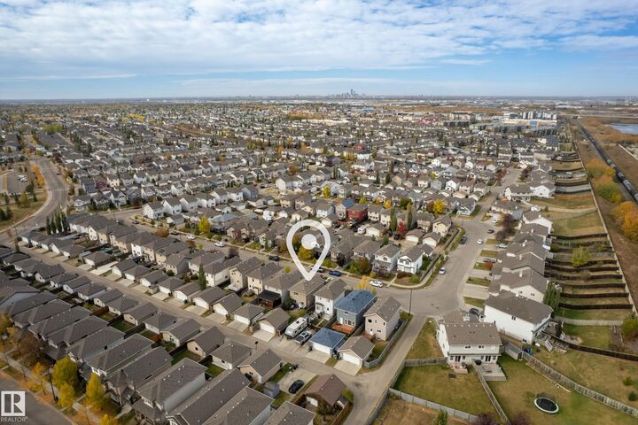 Property Photo: 1119 36 Avenue NW AB T6T 0E9