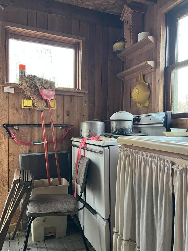 Property Photo:  5332 W Poglese Rd  MI 49745