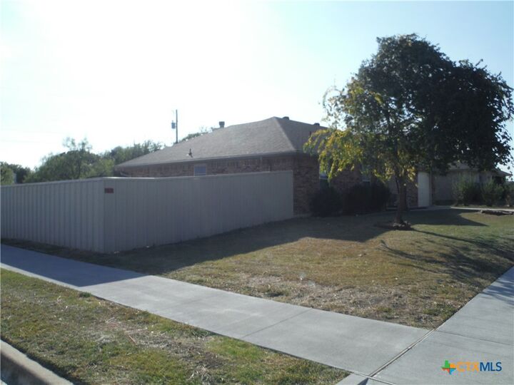 Property Photo:  1802 Nina Drive  TX 76549 