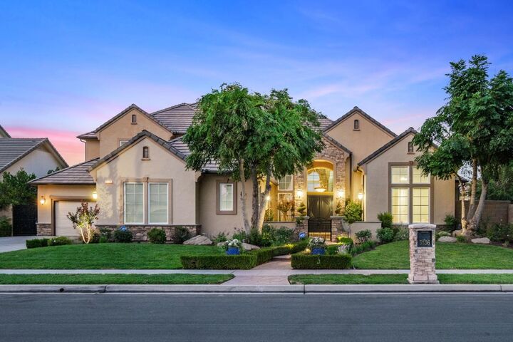 Property Photo: 5136 W Bluff Avenue CA 93722