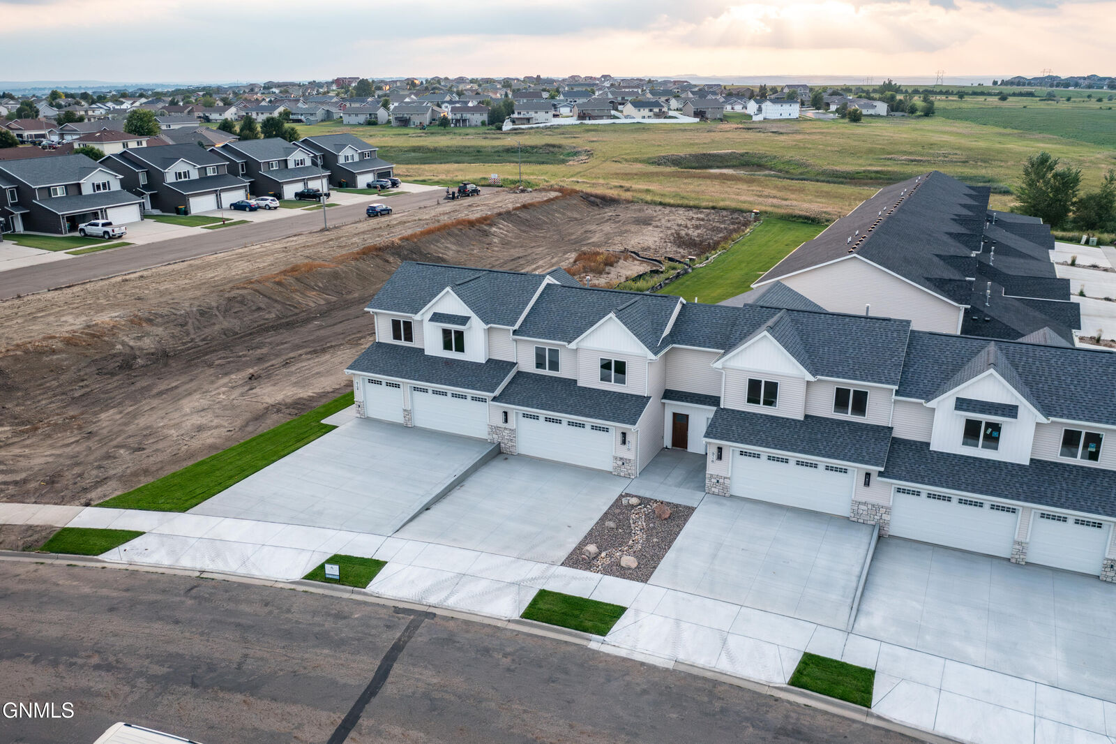 Property Photo:  5108 Durango Drive  ND 58503