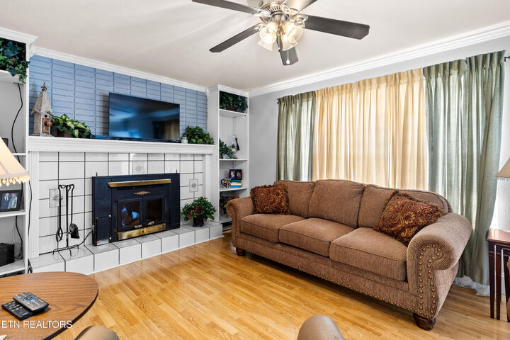 Property Photo:  706 Brentwood Drive  TN 37804