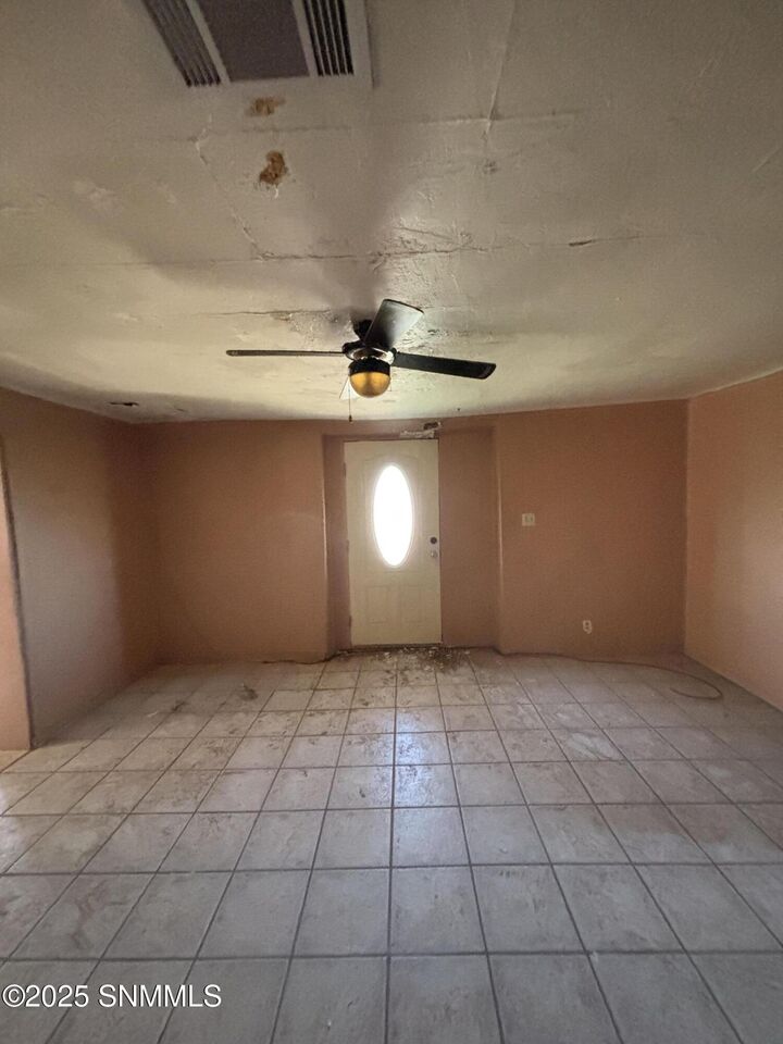 Property Photo:  290 Florida Avenue  NM 88044 