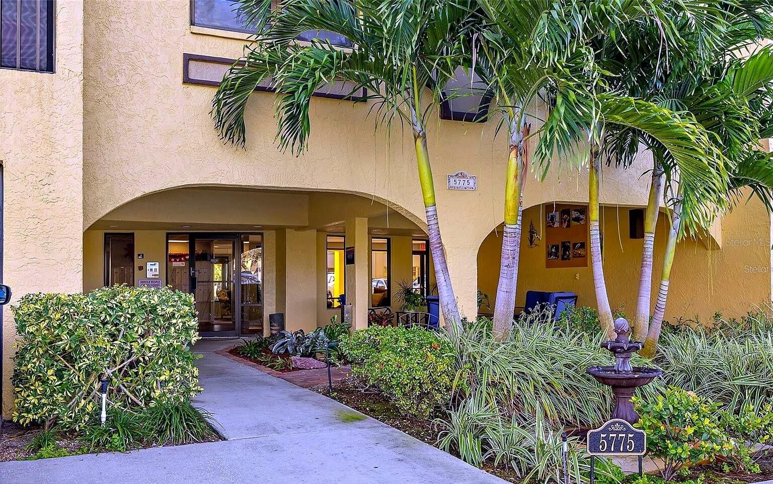 Property Photo: 5775 Park Street N 311 FL 33709