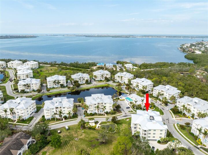 Property Photo: 7611 34th Avenue W 303 FL 34209