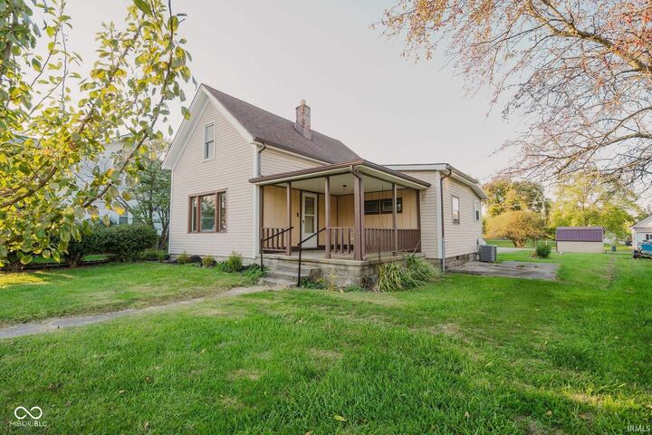 Property Photo: 208 Washington Street IN 47337