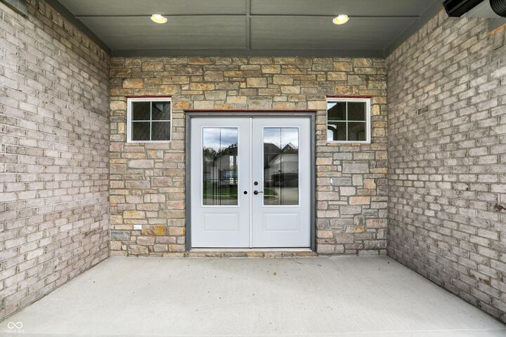 Property Photo:  6559 Stone Pointe Way  IN 46237