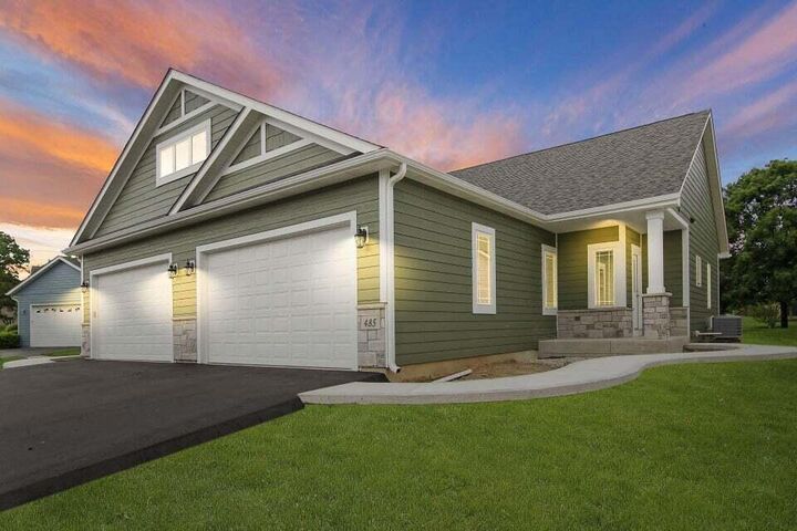 Property Photo:  586 Tindalls  Nest -  WI 53181