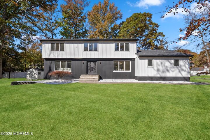 1 Richard Court  Manalapan NJ 07726 photo