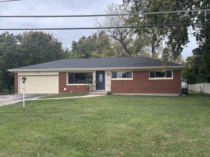 742 73rd Court  Willowbrook IL 60527 photo
