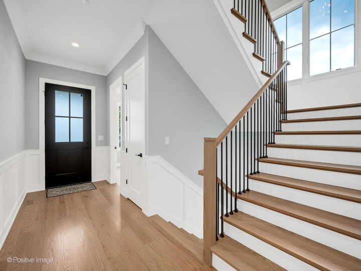 Property Photo:  5515 Alabama Avenue  IL 60514 