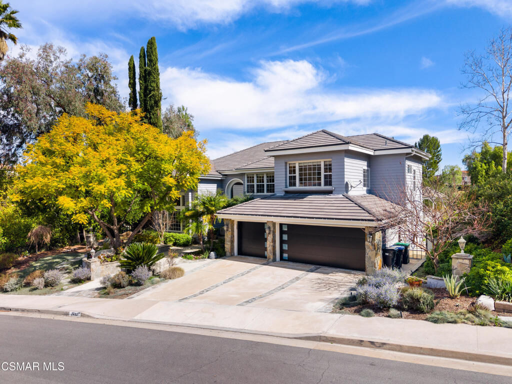 Property Photo: 2452 Ranchgrove Drive CA 91361