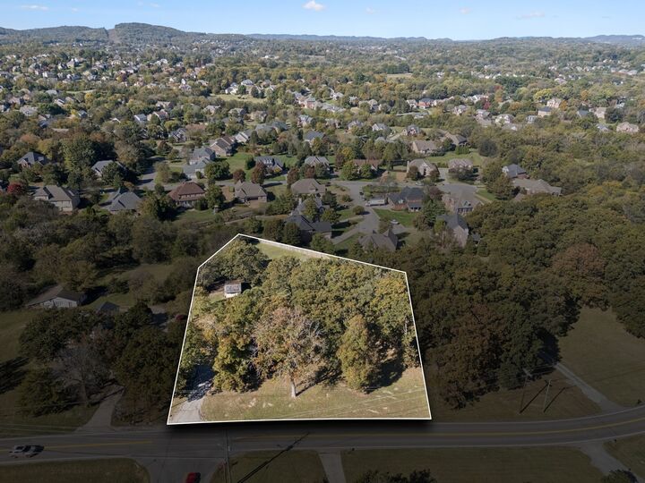 Property Photo:  1129 Waller Rd  TN 37027 