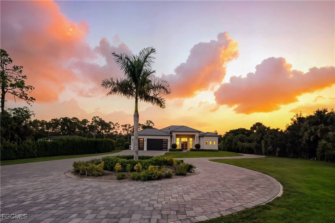 Property Photo:  3219 White Boulevard  FL 34117