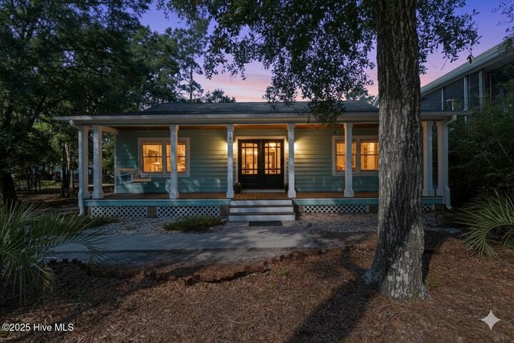 Property Photo:  105 SE 9th Street  NC 28465 