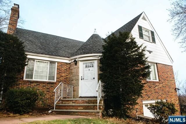 Property Photo:  134 Berkshire Road  NJ 07604 