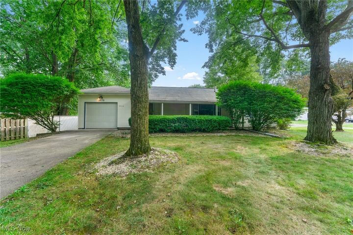 3510 E Heights Street SE  Warren OH 44484 photo