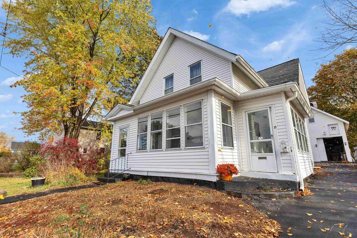 Property Photo:  15 Main Street  NH 03275