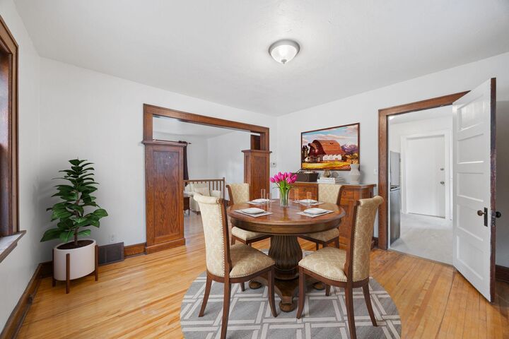 Property Photo:  210 Warwick Street SE  MN 55414 