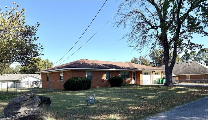 Property Photo: 48 E Cedar Street AR 72730