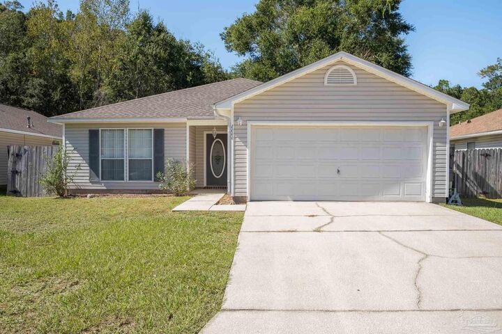 1111 Simpson St  Pensacola FL 32526 photo