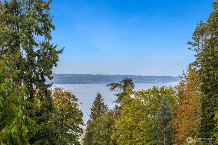 Property Photo:  1932 NW 98th Street  WA 98117 