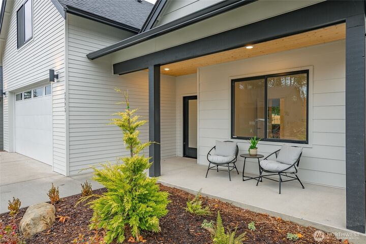 Property Photo:  2992  Cedar View Way  WA 98230