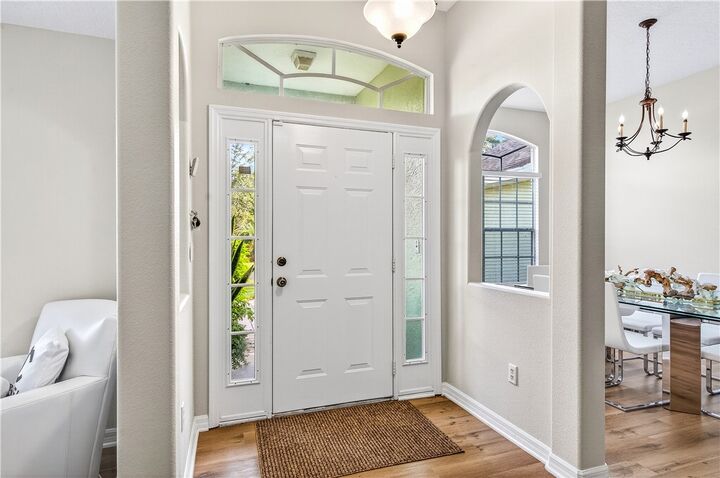 Property Photo:  520 N Valencia Circle SW  FL 32968