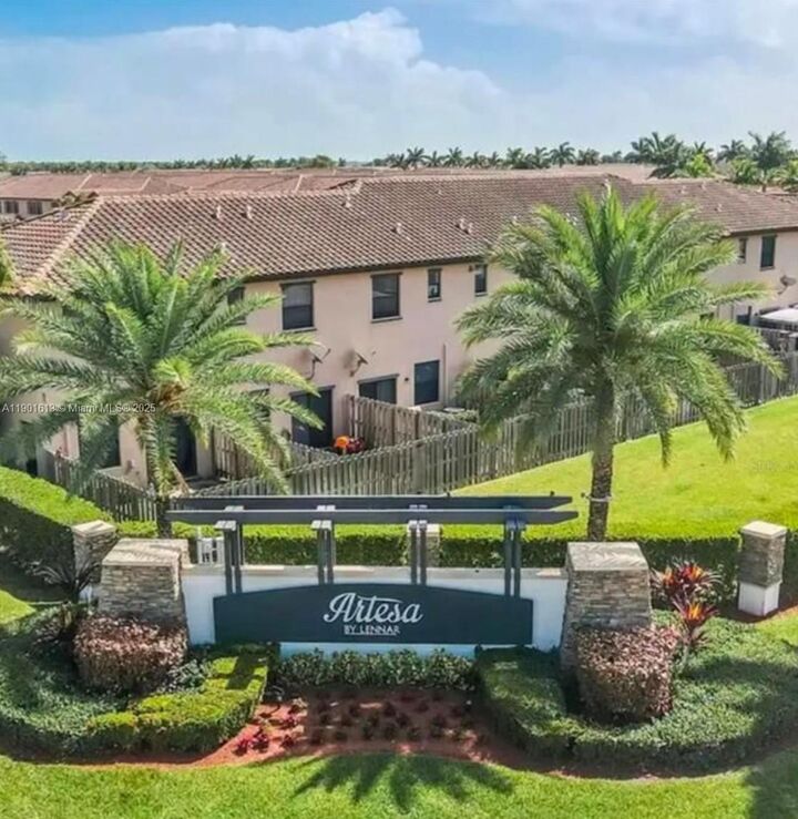 Property Photo:  11549 SW 248th Ter 11549  FL 33032 