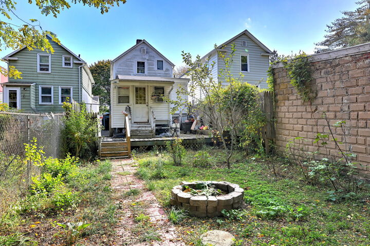 Property Photo:  65 Westfield Street  CT 06516