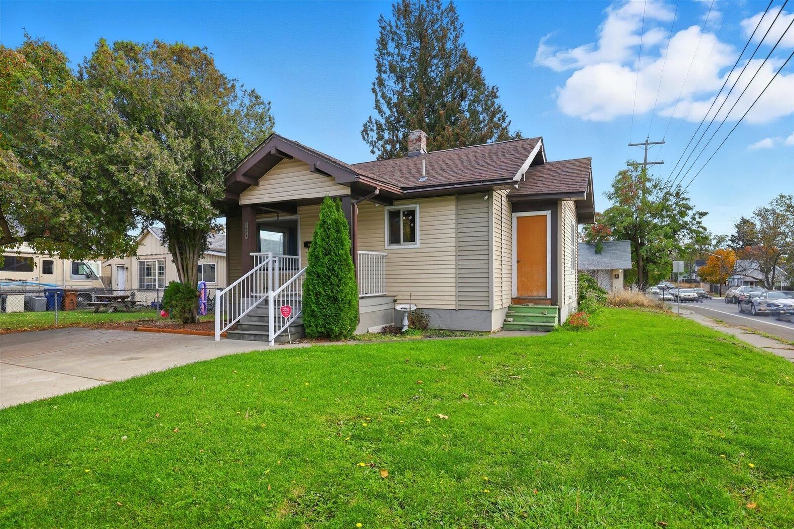 Property Photo:  1529 W Nora Ave  WA 99205