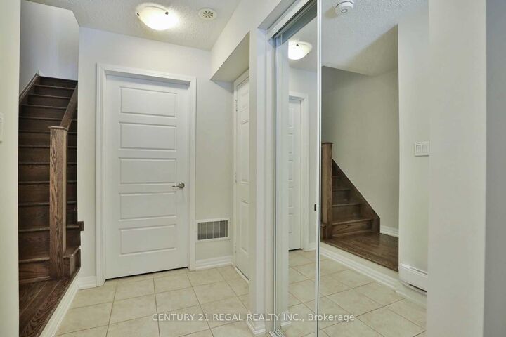 Property Photo:  3089 Harbell Gate  ON L6M 0Z5