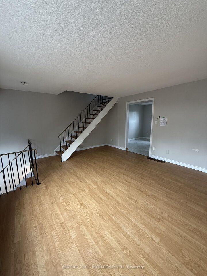 Property Photo:  63 Ferris Lane A7  ON L4M 5C4