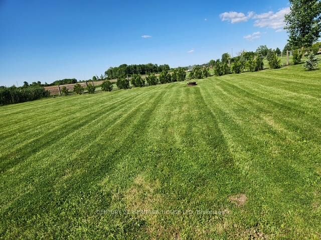 Photo de la propriété:  10286 Ford Road  ON N5P 3T1 