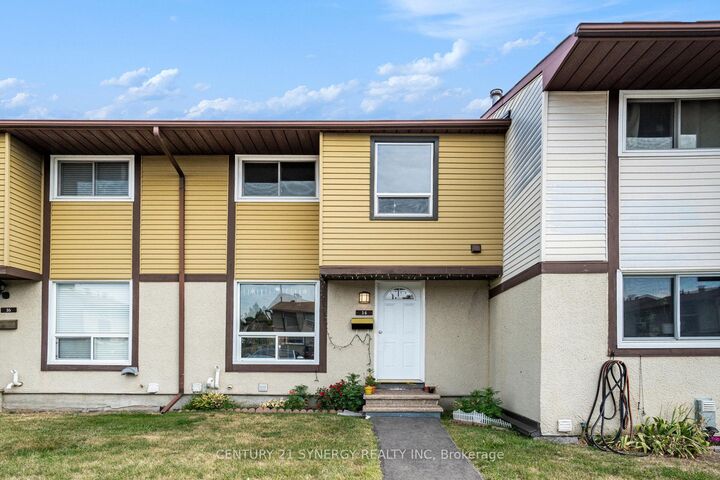 Photo de la propriété:  2570 Southvale Crescent 14  ON K1B 5B7