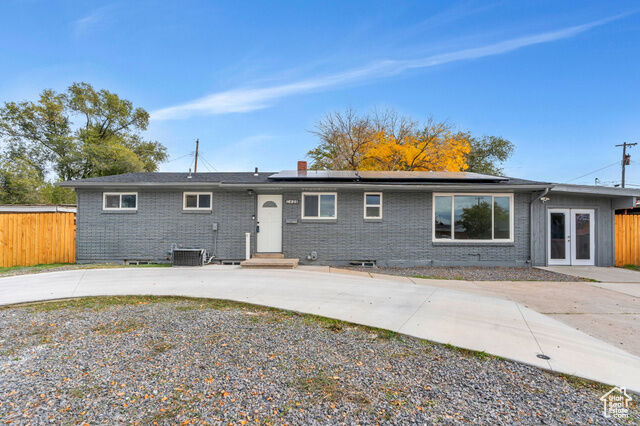 Property Photo:  1429 S 200 E  UT 84058 