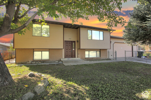 Property Photo: 3869 W Detevis Cir UT 84120