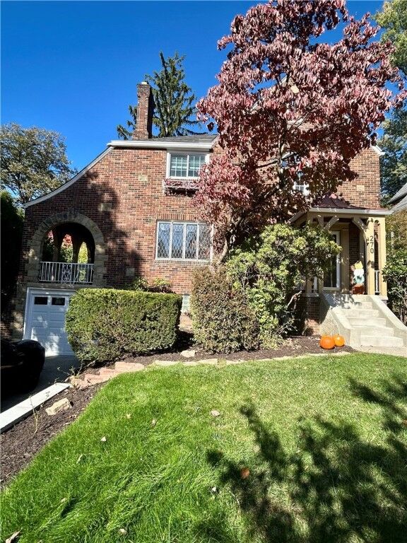 Property Photo:  270 Shadowlawn Ave  PA 15216
