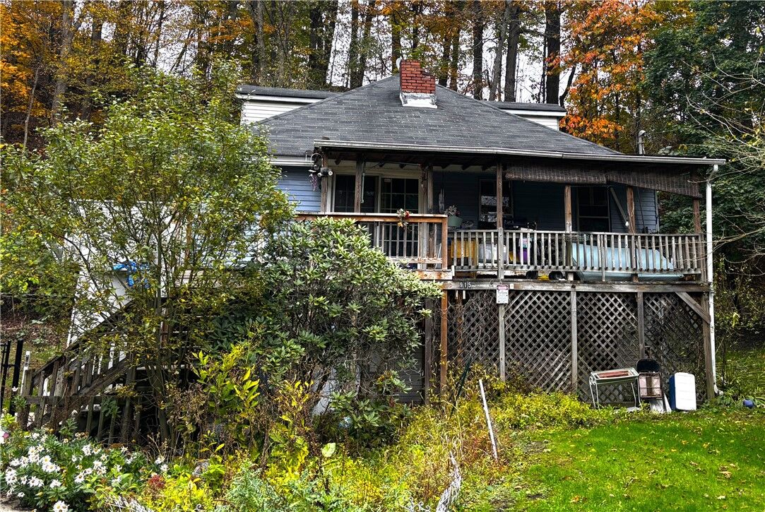 Property Photo: 915 Thompson Run Rd PA 15049