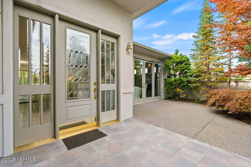 3 bed Yakima home for sale: 704 Beacon Ave, Yakima, WA 98901