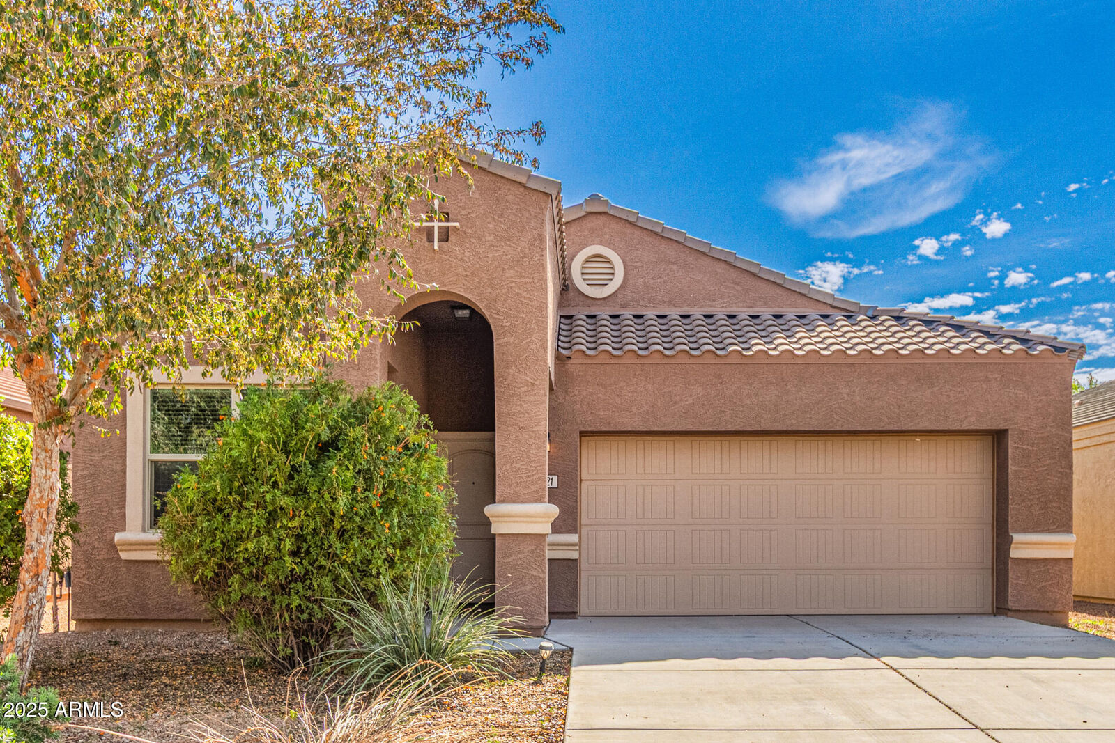 Property Photo: 5021 E Kyanite Road AZ 85143