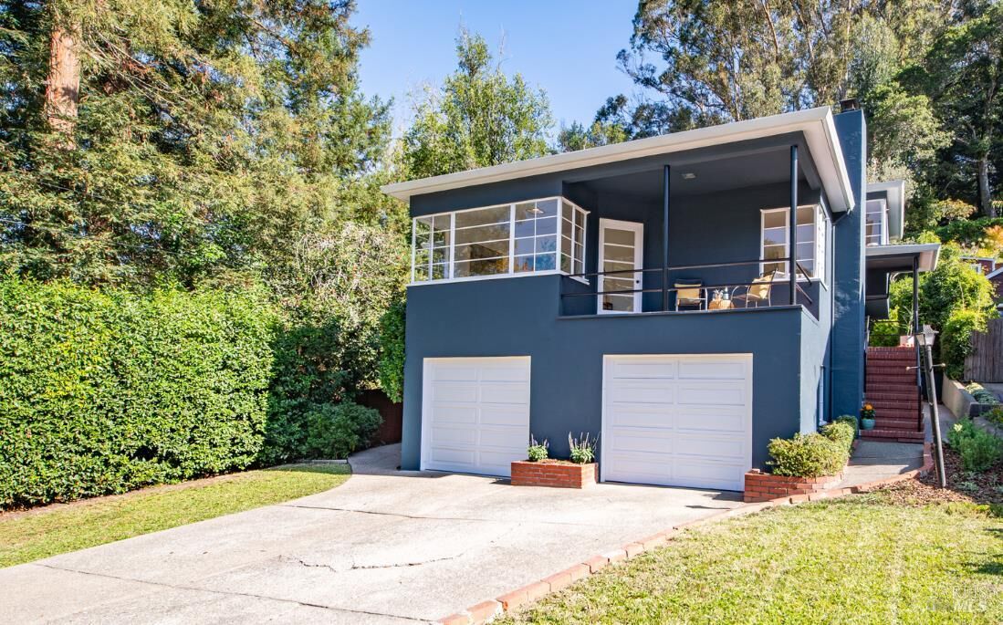 Property Photo: 18 Clark Street CA 94901