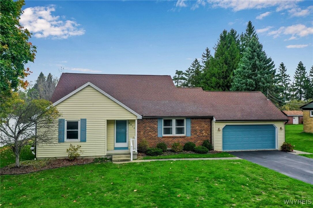 Property Photo:  8976 Wehrle Drive  NY 14031 