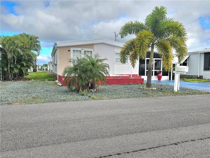 Property Photo: 3541 Celestial Way FL 33903