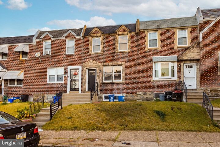 223 Stearly Street  Philadelphia PA 19111 photo